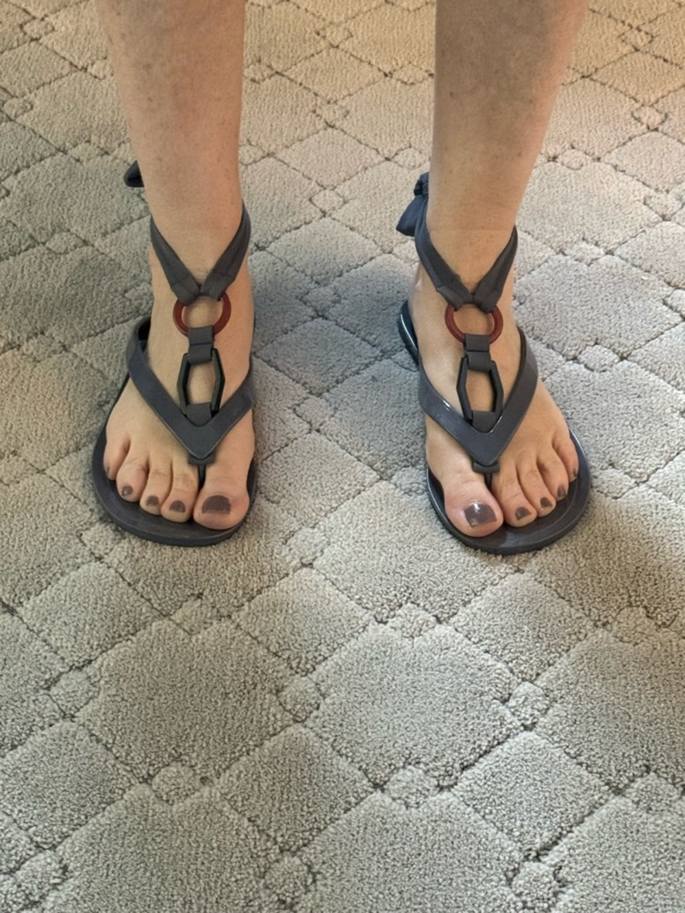 Women’s Grey T-Strap Sandals with Ring Accent